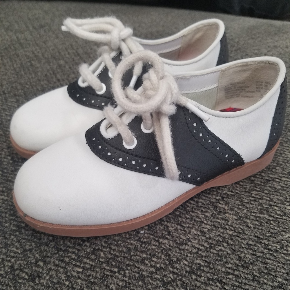 50s style oxford shoe